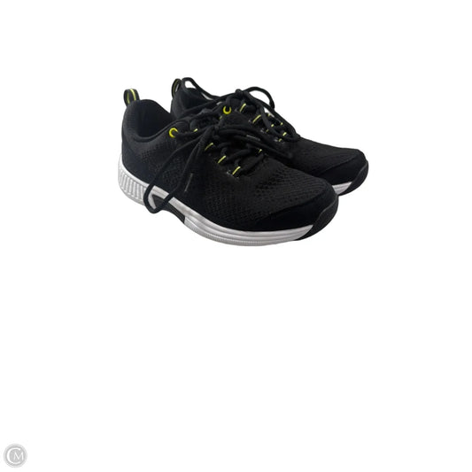 Shoes Sneakers By Skechers In Black, Size: 7