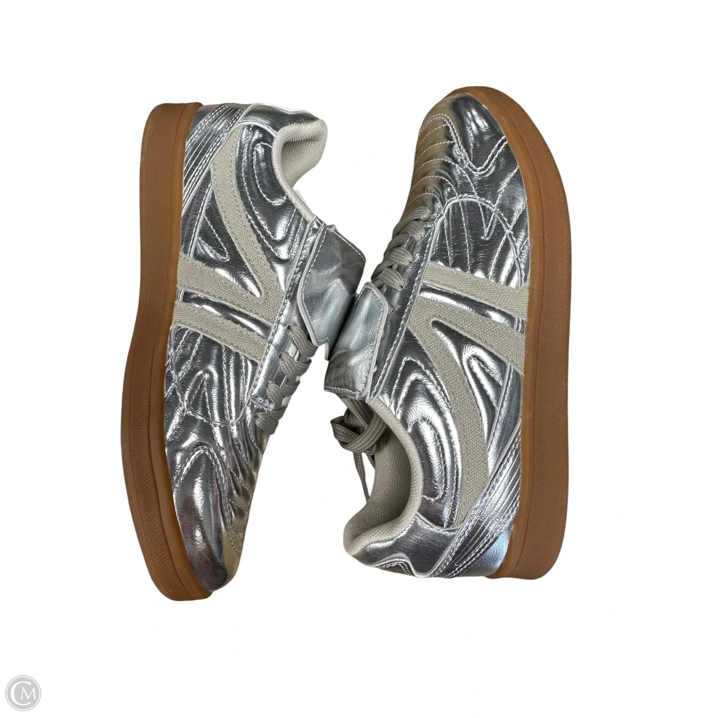 Shoes Sneakers By Steve Madden In Silver, Size: 6.5