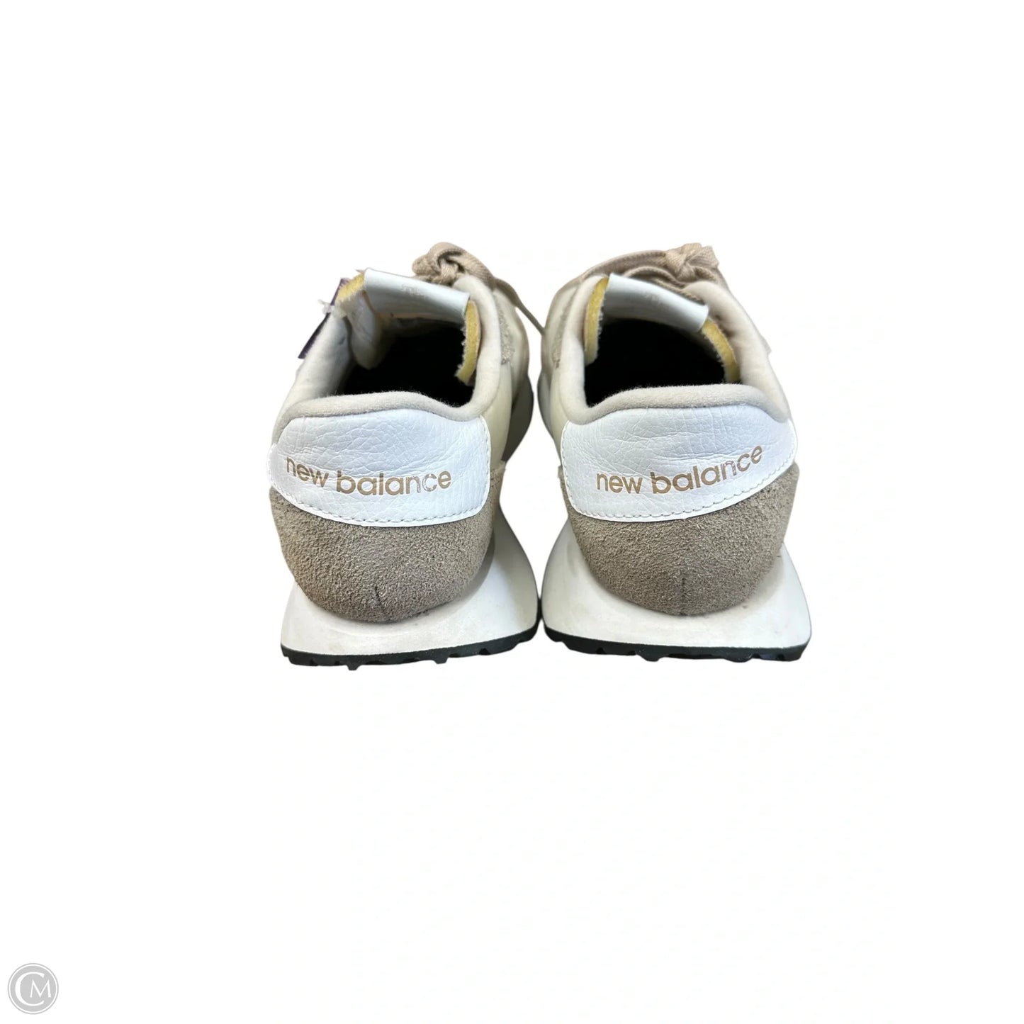 Shoes Sneakers By New Balance In Tan & White, Size: 7.5