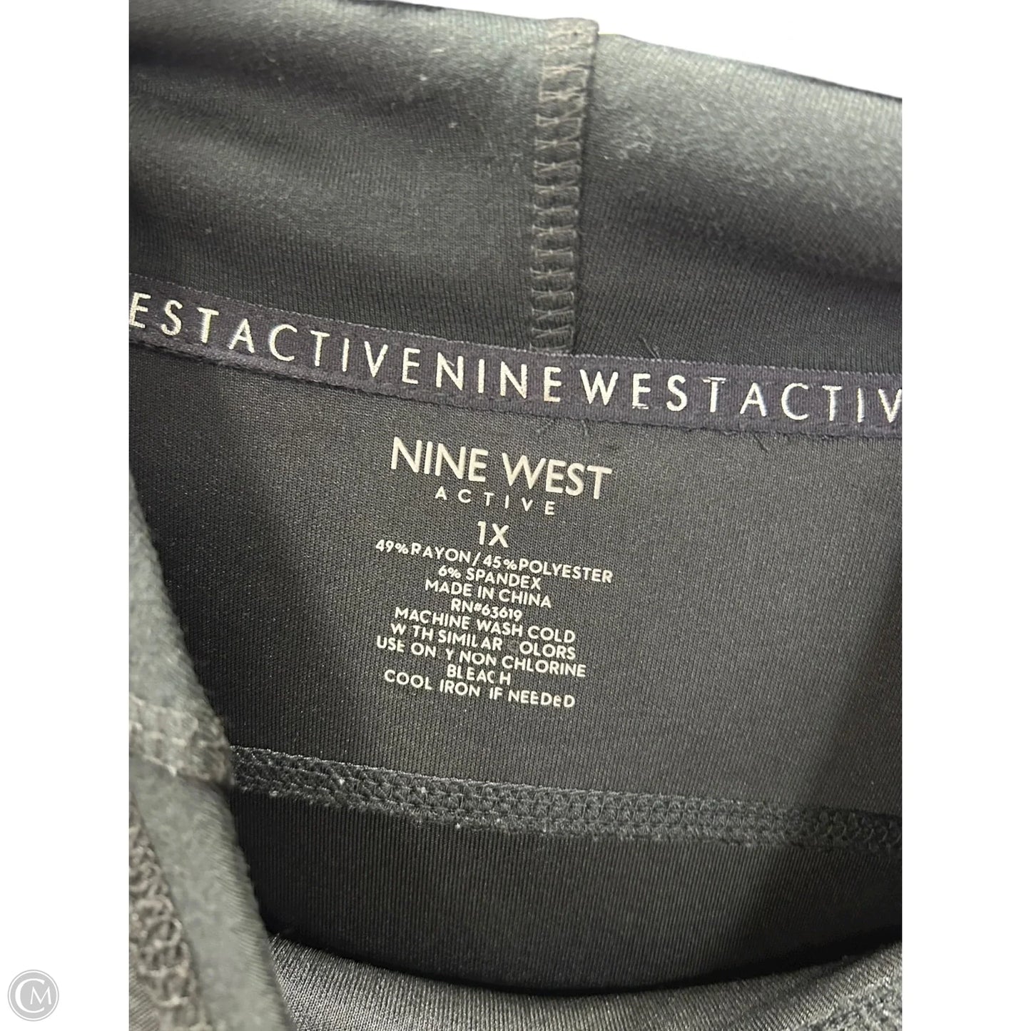 Athletic Top Long Sleeve Hoodie By Nine West In Black, Size: 1x