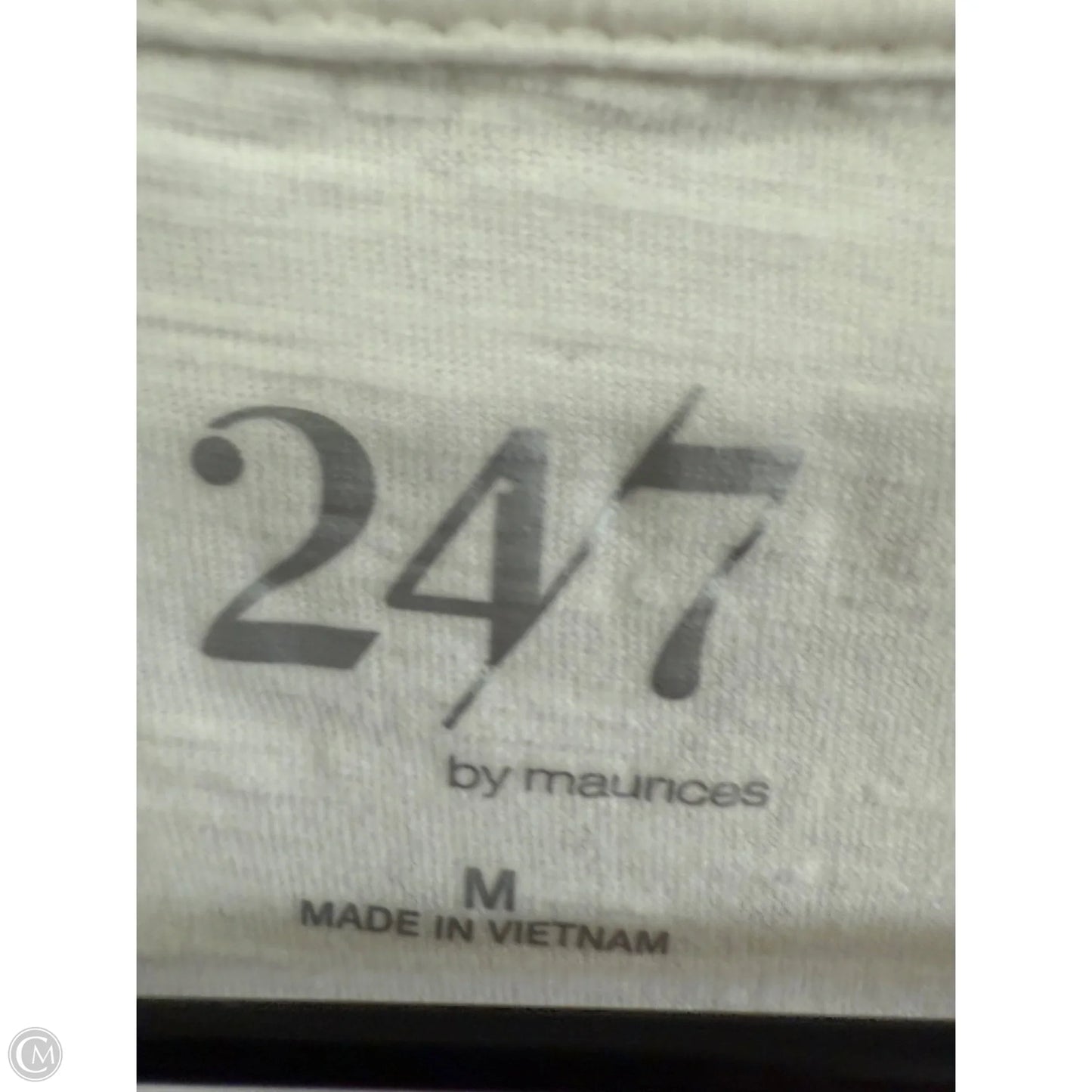 Top Short Sleeve Basic By Maurices In White, Size: M