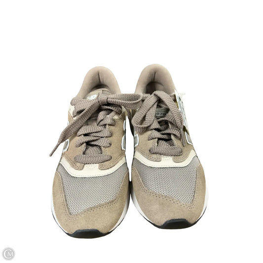Shoes Athletic By New Balance In Tan, Size: 7