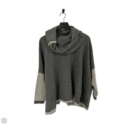 Top Long Sleeve By Cabi In Grey, Size: M