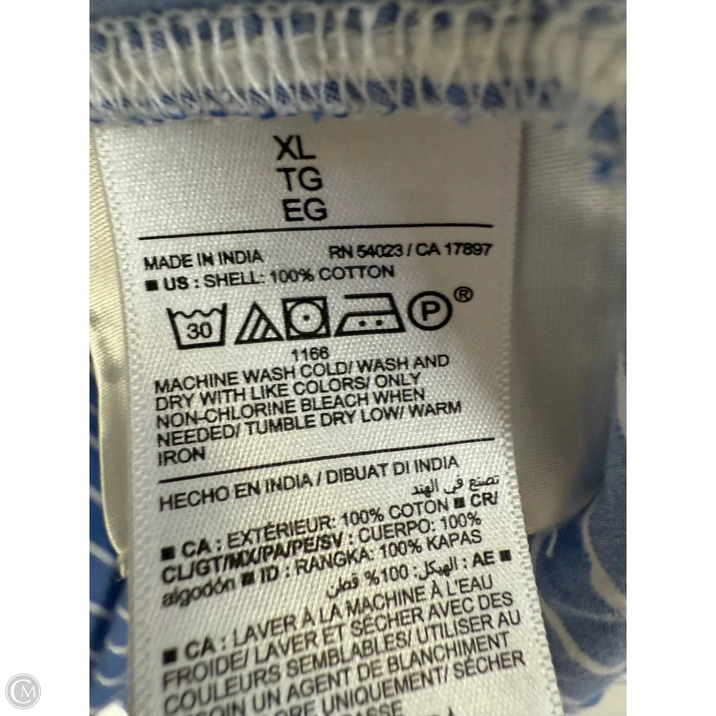 Top Long Sleeve By Old Navy In Blue & White, Size: Xl