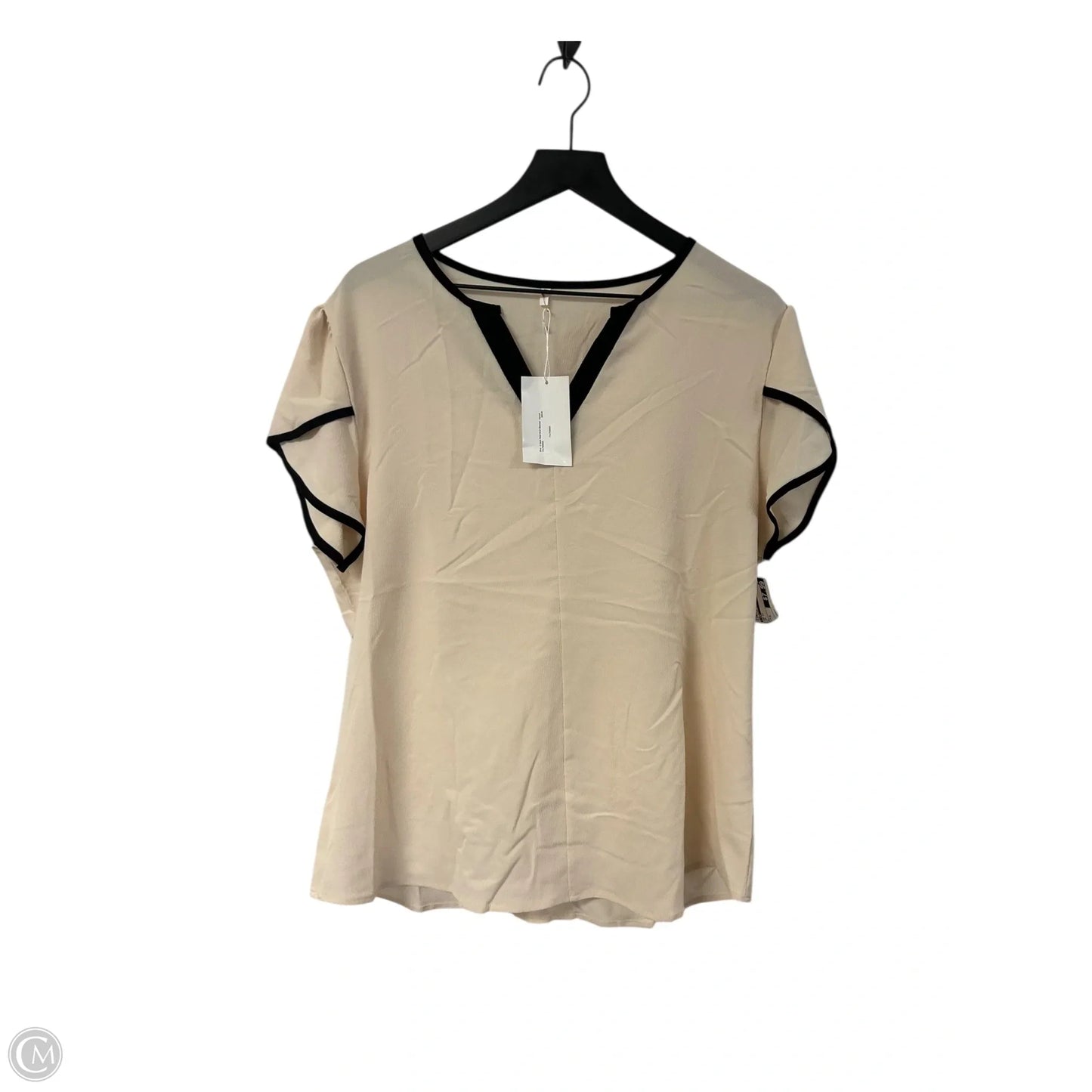 Top Short Sleeve By Cmf In Tan, Size: Xl