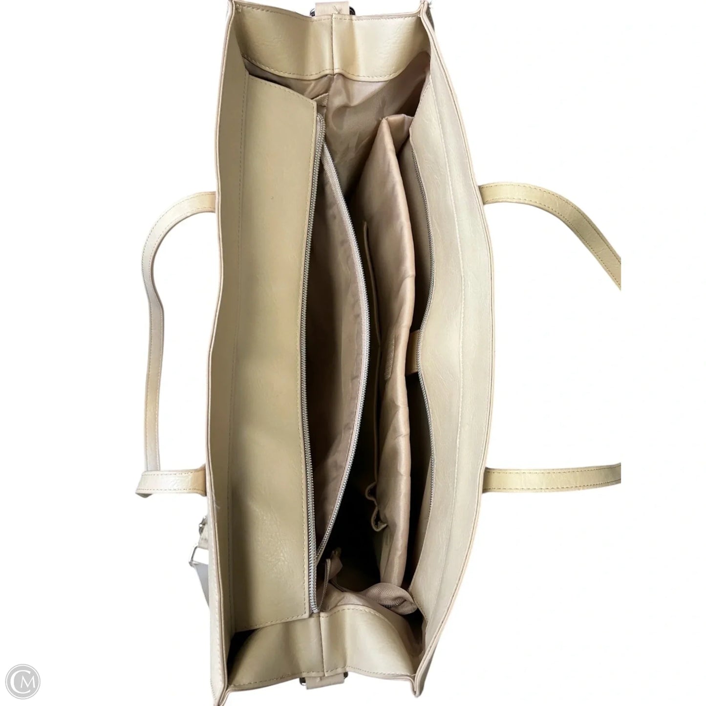 Tote By Cmb, Size: Large
