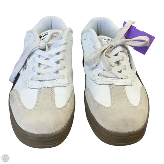 Shoes Sneakers By Reebok In Grey & White, Size: 8.5