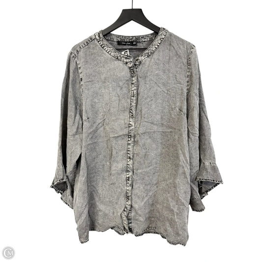 Blouse 3/4 Sleeve By Doe & Rae In Grey, Size: 3x