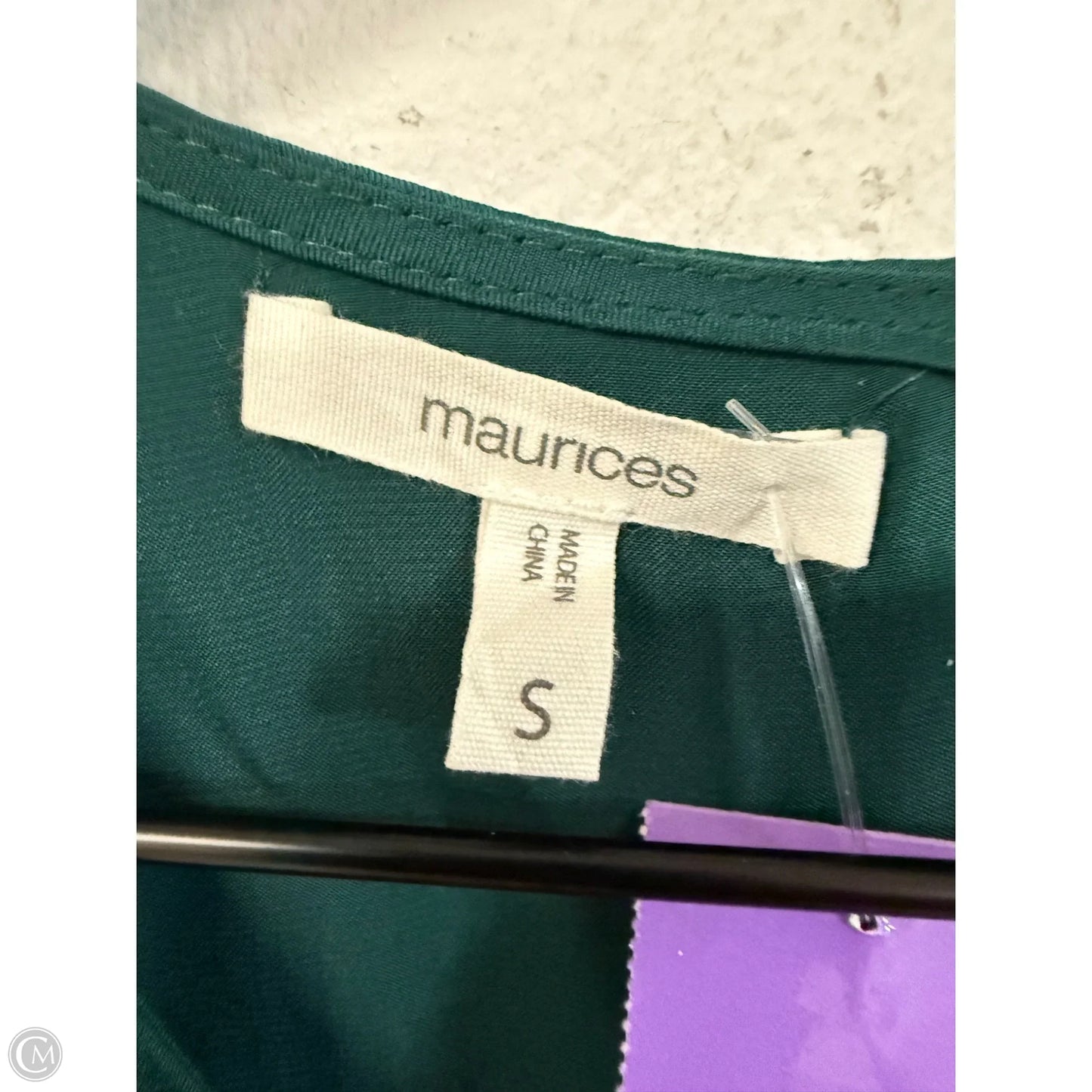 Top Long Sleeve By Maurices In Green, Size: S