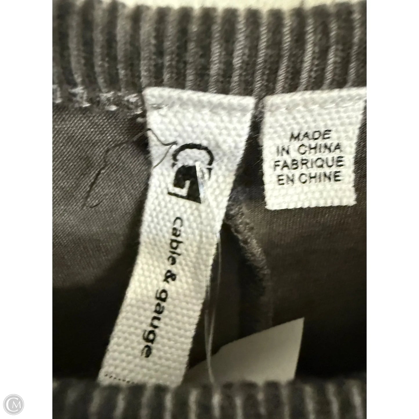 Top Short Sleeve By Cable And Gauge In Grey, Size: M