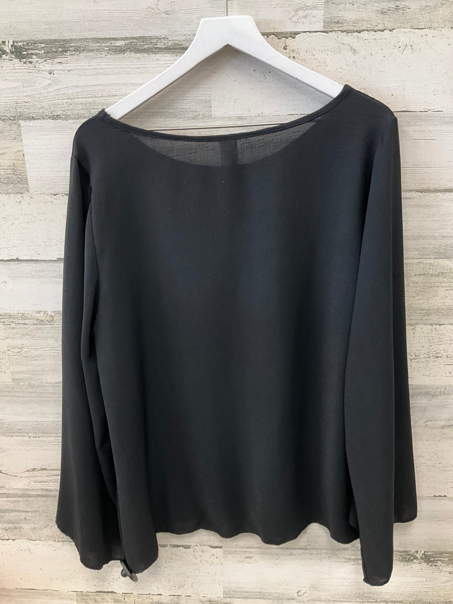 Top Long Sleeve By Clothes Mentor In Black, Size: 1x