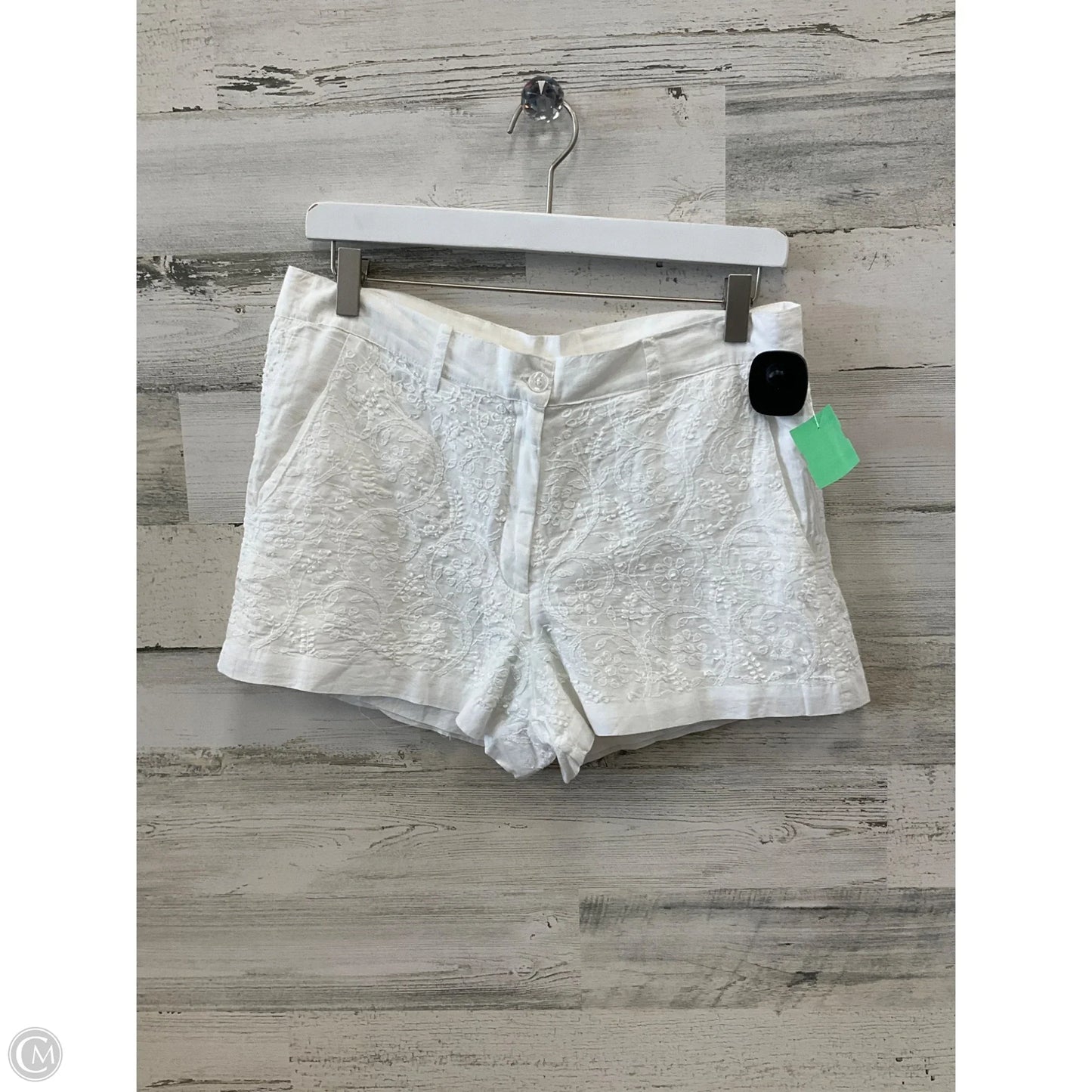 Shorts By Clothes Mentor In White, Size: 8