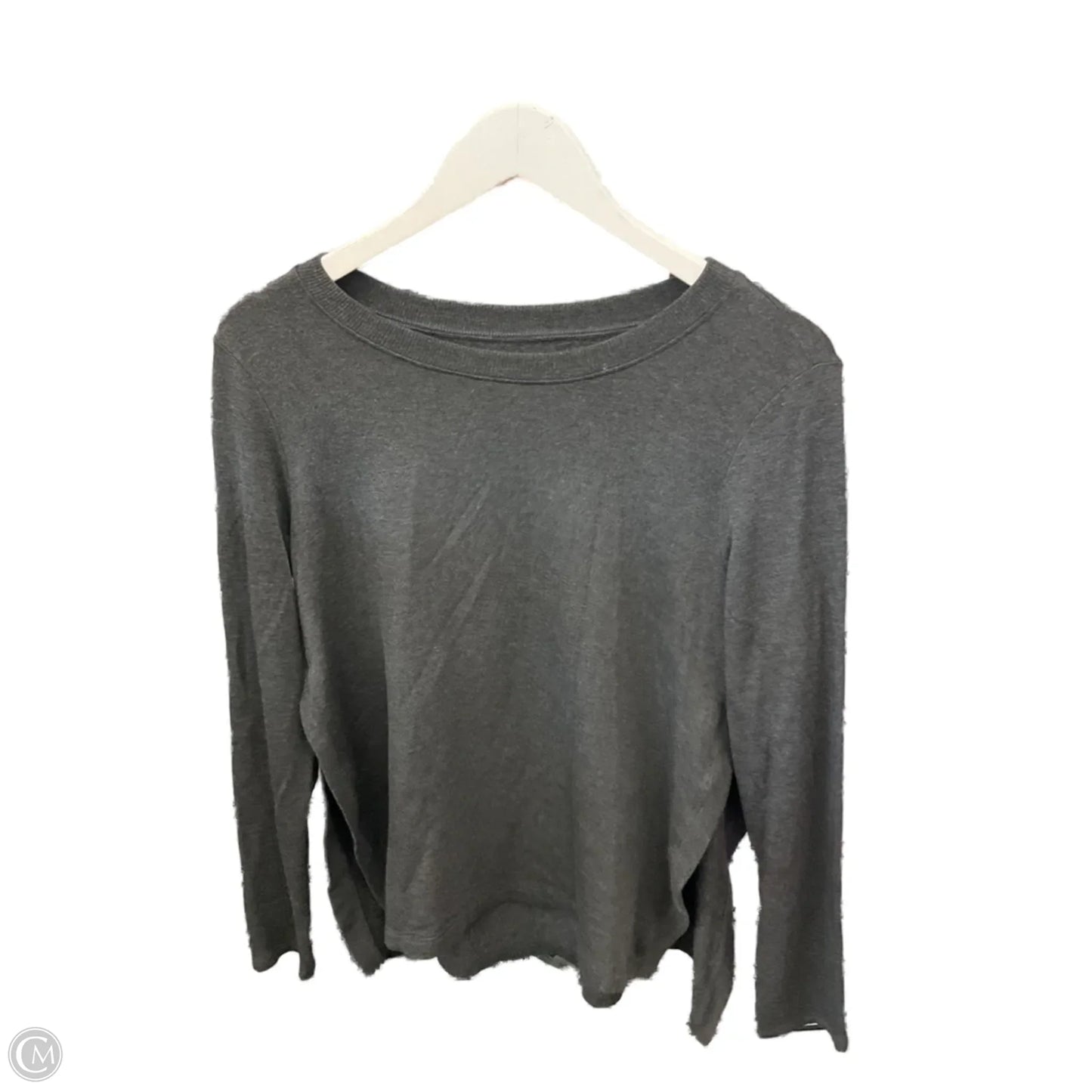 Athletic Top Long Sleeve Crewneck By Beyond Yoga In Grey, Size: S