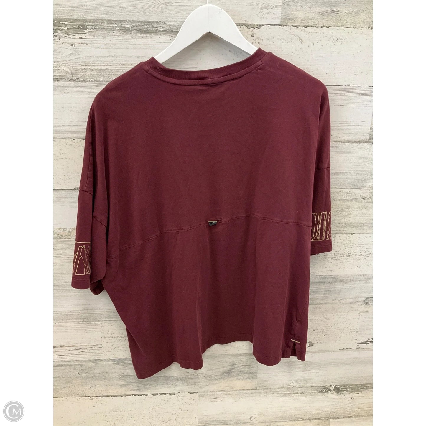 Top Short Sleeve By Puma In Maroon, Size: Xl