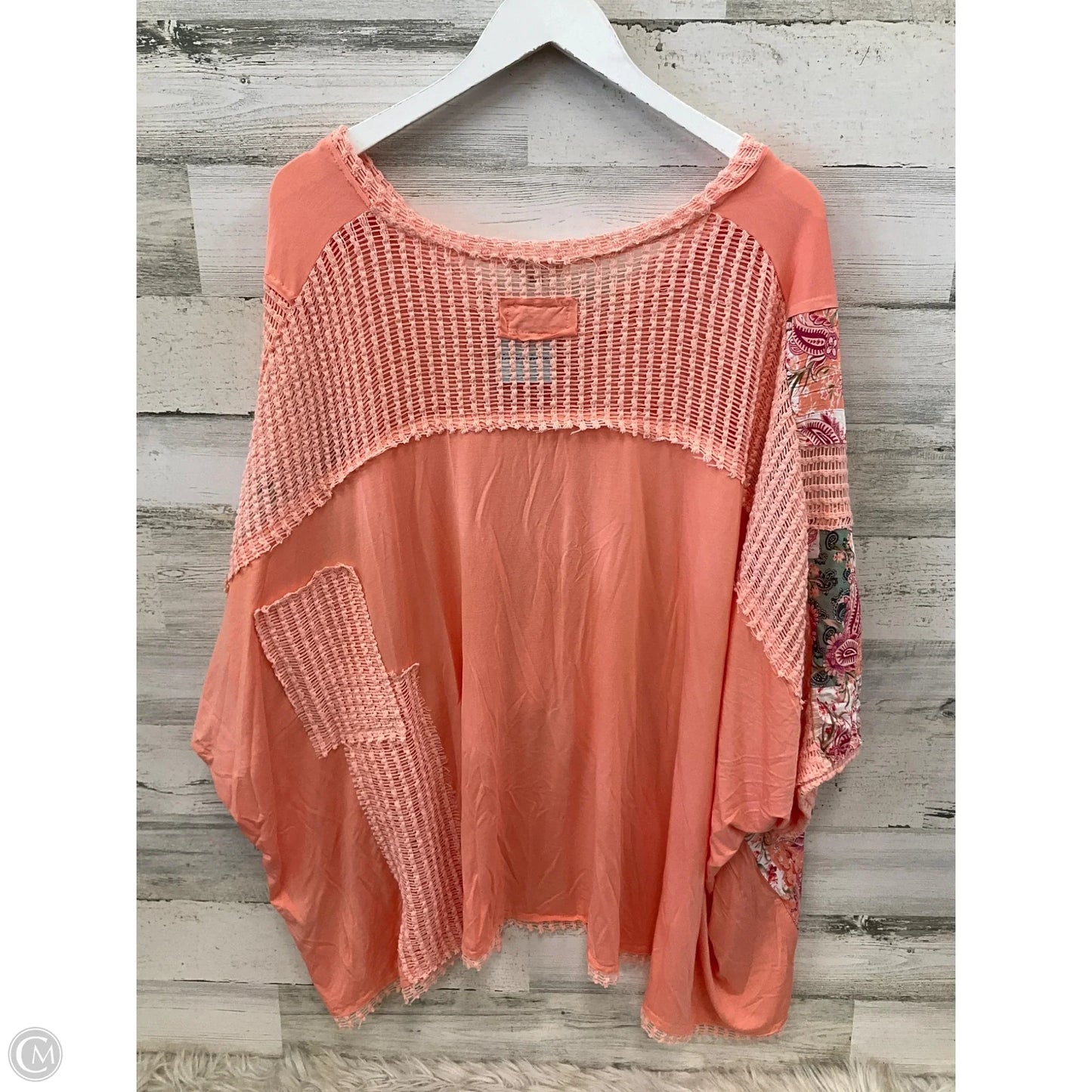 Top Short Sleeve By Pol In Peach, Size: M