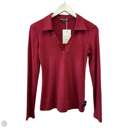 Top Long Sleeve By Clothes Mentor In Red, Size: S
