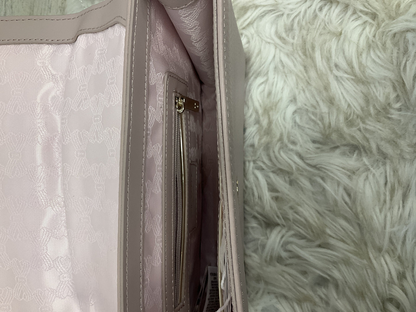 Crossbody By Ted Baker  Size: Medium