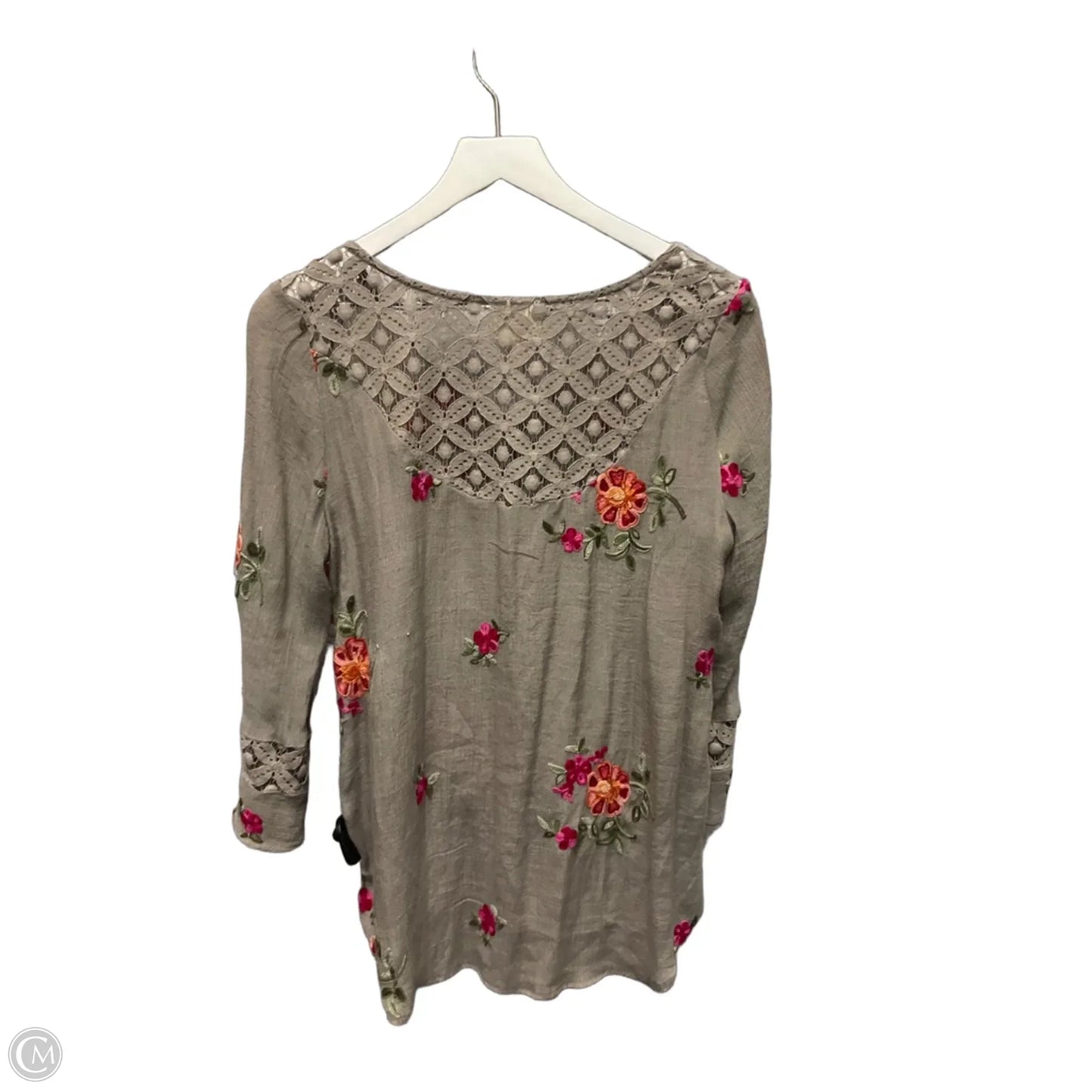 Top 3/4 Sleeve By Figuero & Flower In Taupe, Size: S