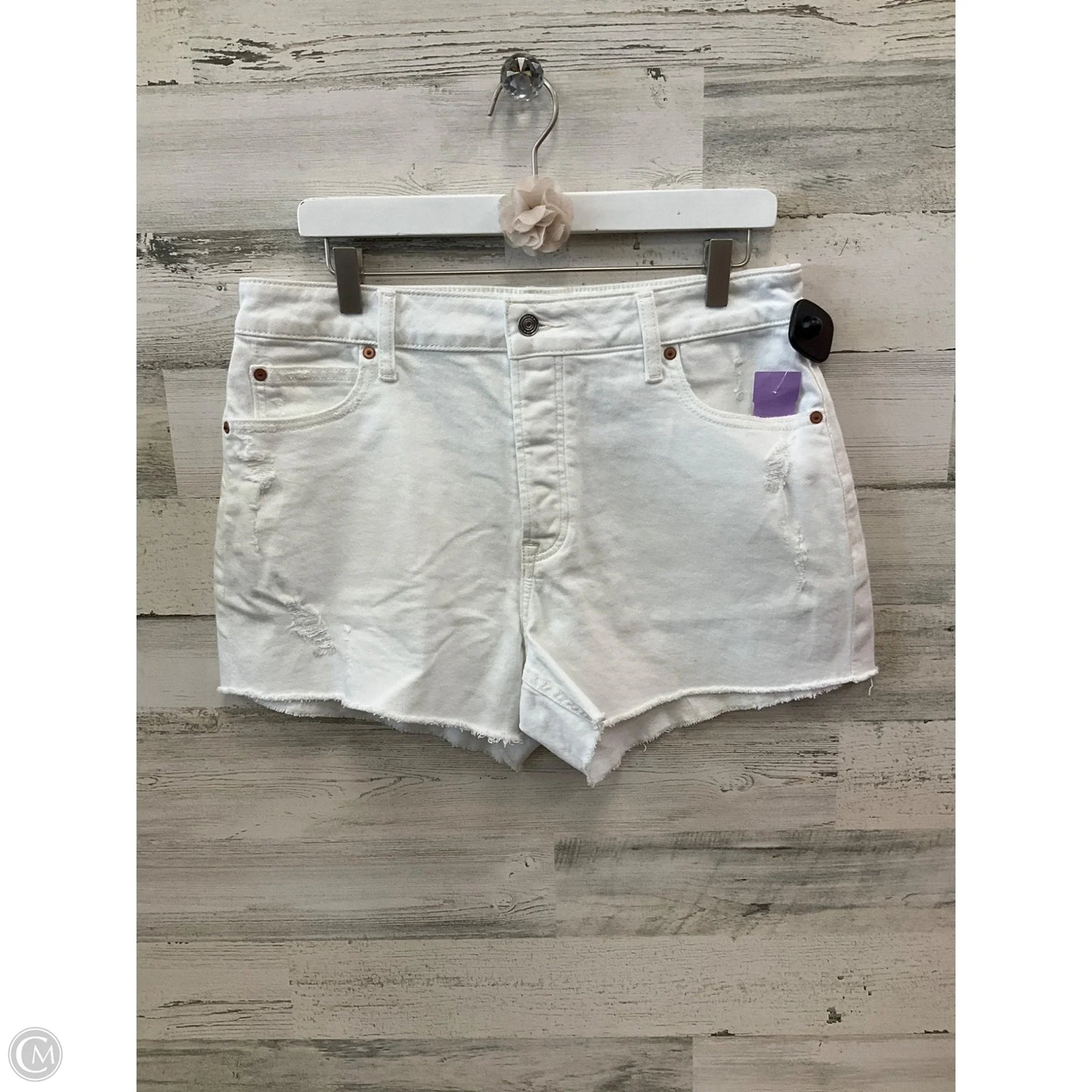 Shorts By Clothes Mentor In White Denim, Size: 12