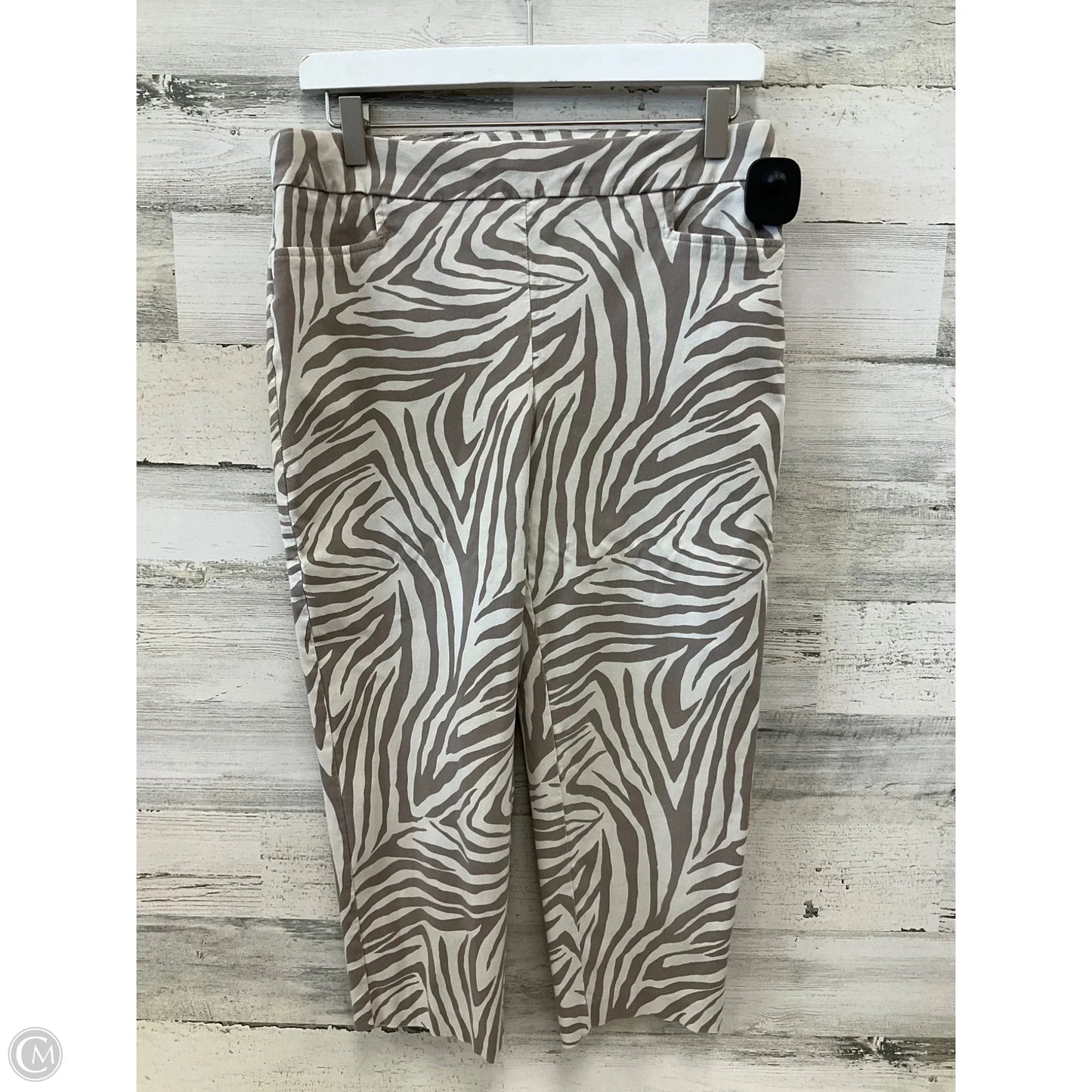 Capris By Chicos In Beige, Size: 8