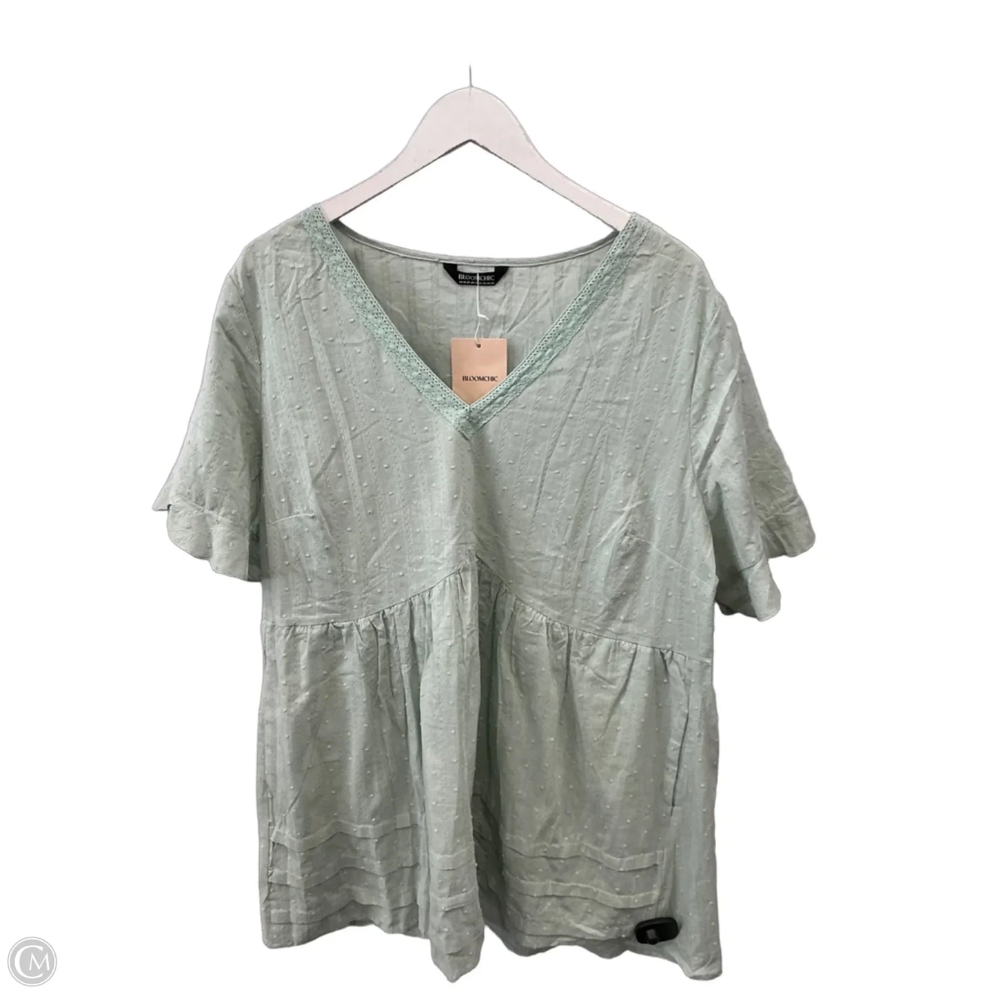 Top Short Sleeve By Bloomchic In Green, Size: 1x