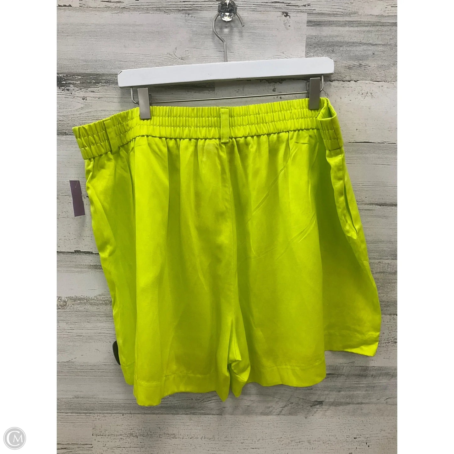 Shorts By Torrid In Yellow, Size: 20
