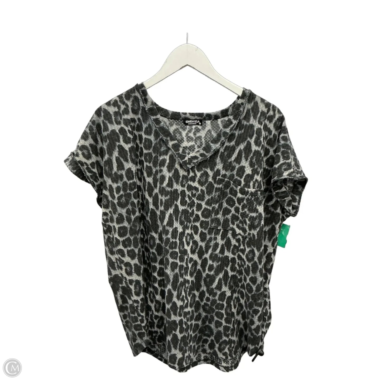 Top Short Sleeve By Heimish Usa In Grey, Size: 1x