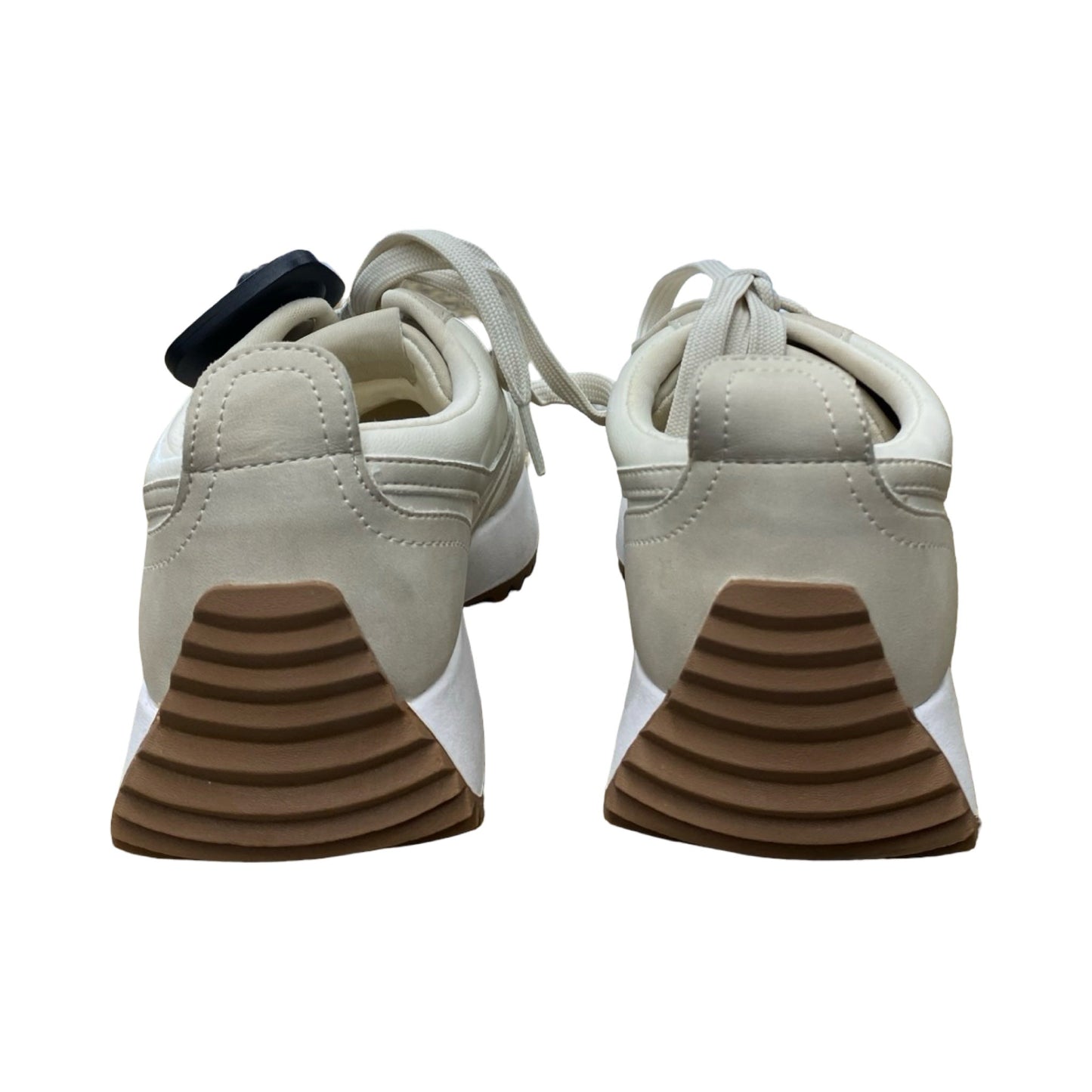 Shoes Sneakers By Dolce Vita In Cream, Size:6