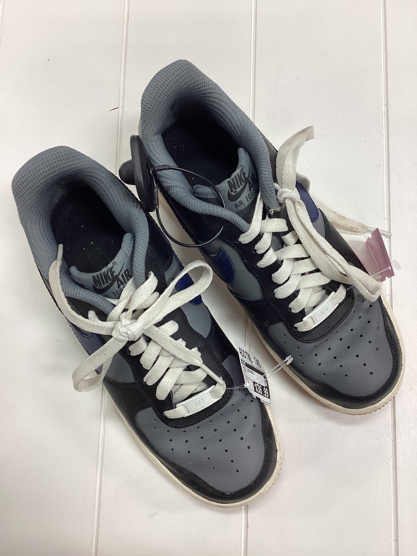 Shoes Sneakers By Nike In Grey, Size:8