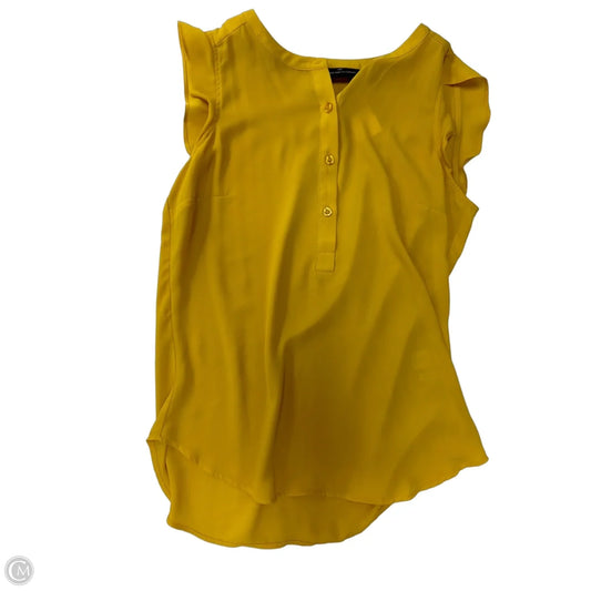 Top Short Sleeve By New York And Co In Yellow, Size: S