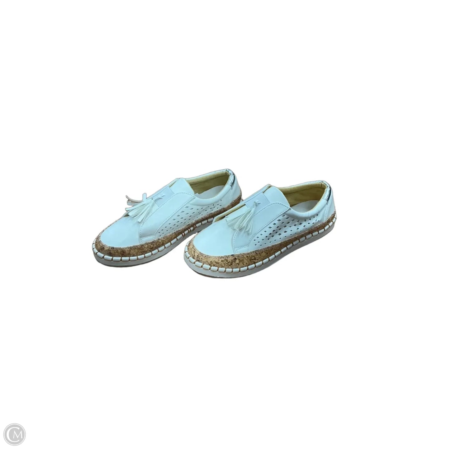 Shoes Flats By Clothes Mentor In White, Size: 9