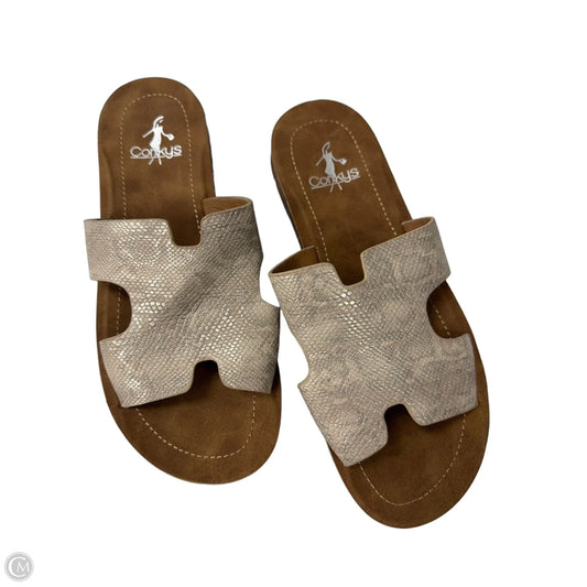 Sandals Flats By Corkys In Gold, Size: 7