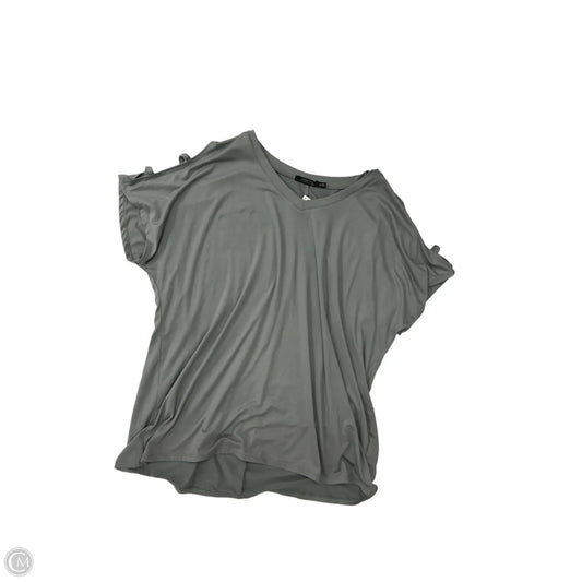 Top Short Sleeve By Clothes Mentor In Grey, Size: 2x