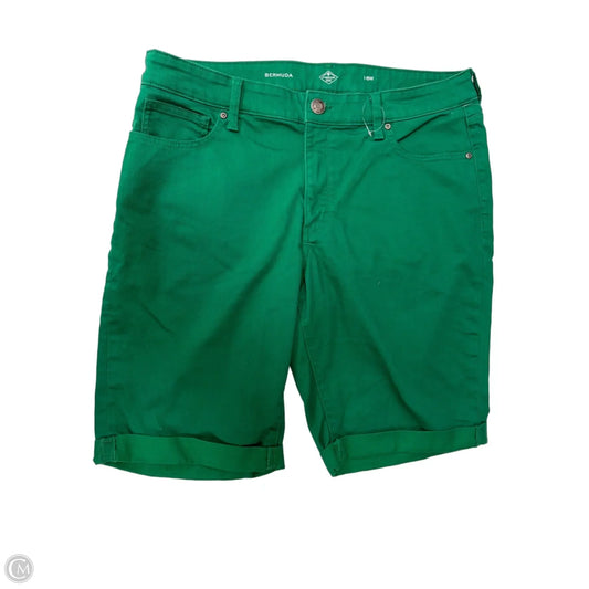 Shorts By St Johns Bay In Green, Size: 16