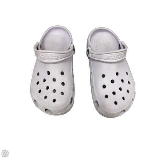 Shoes Flats By Crocs In Purple, Size: 7