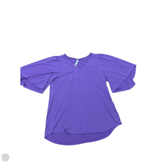 Top Short Sleeve By Dear Scarlett In Purple, Size: L