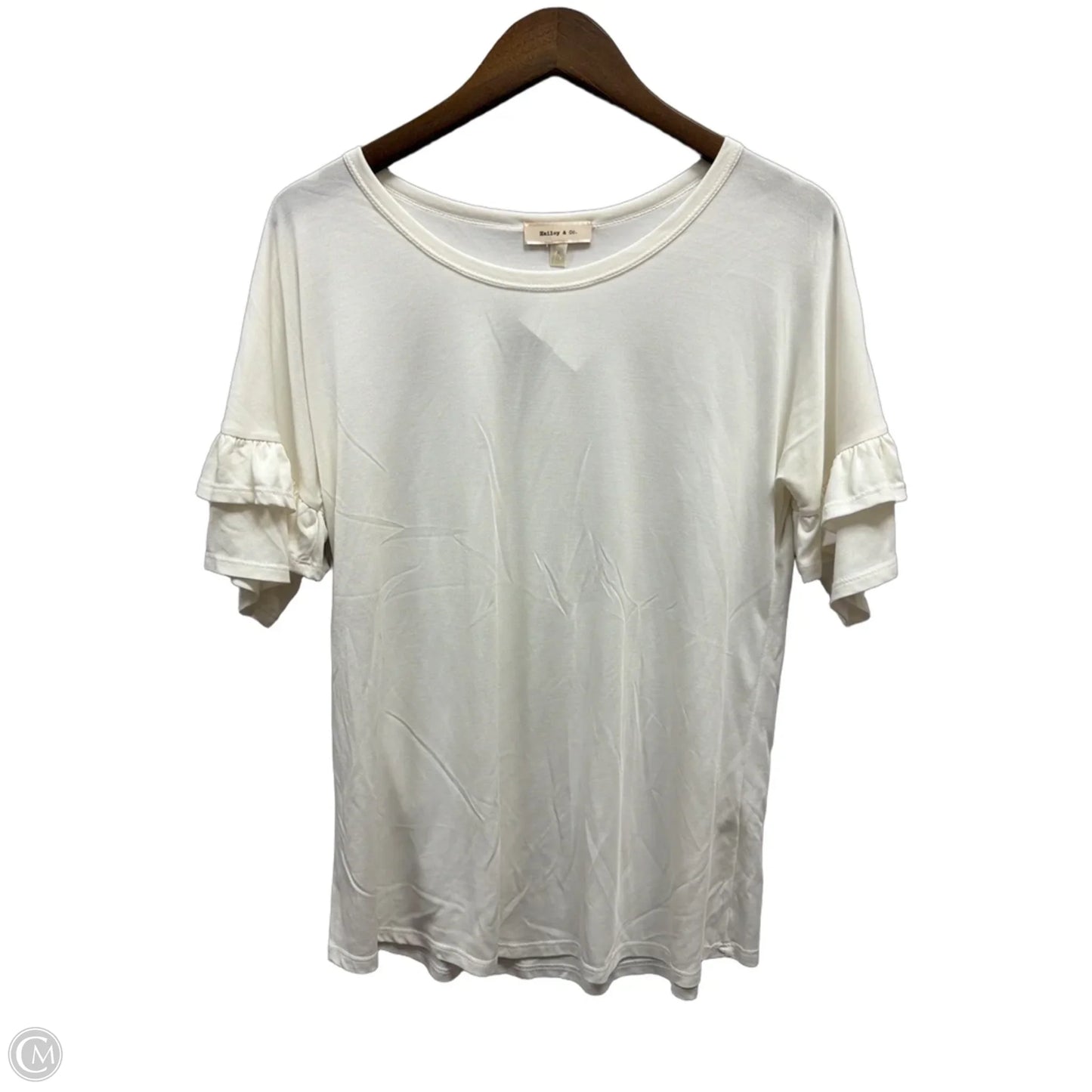 Top Short Sleeve By Hailey & Co In Cream, Size: M