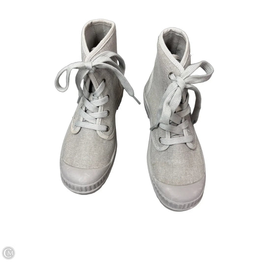 Shoes Sneakers By Clothes Mentor In Grey, Size: 8.5