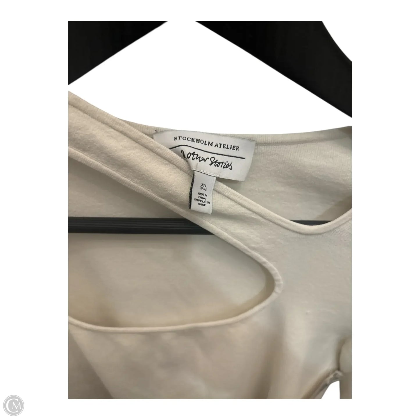 Top Long Sleeve By Clothes Mentor In Cream, Size: L