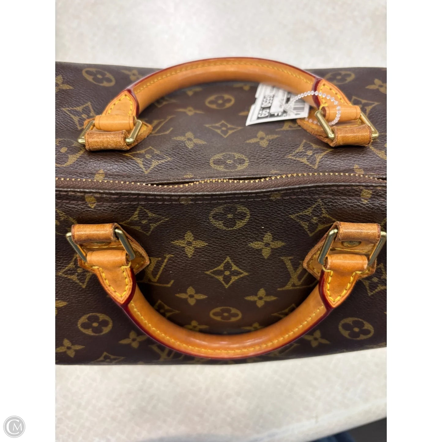 Handbag Luxury Designer By Louis Vuitton, Size: Medium
