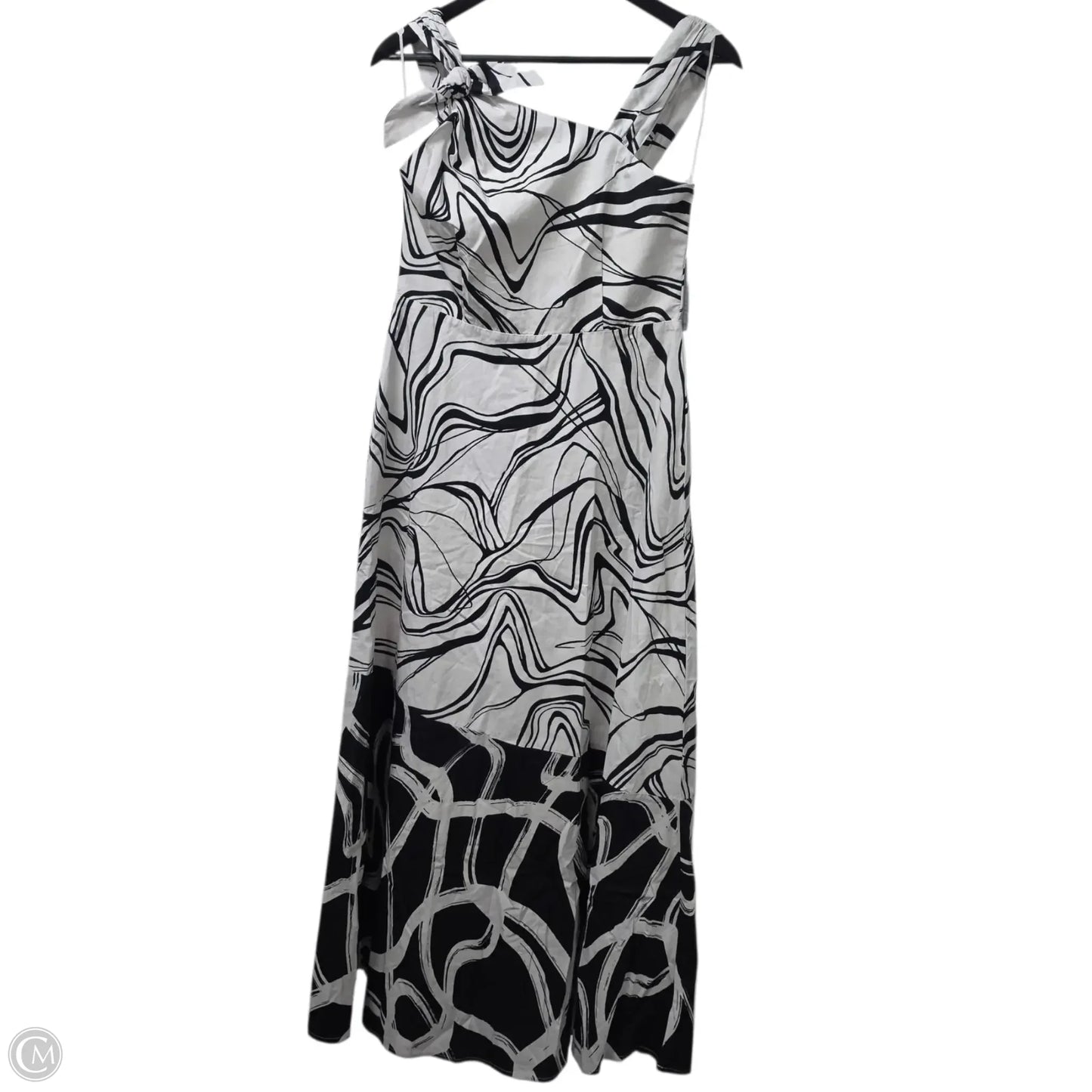 Dress Casual Maxi By Clothes Mentor In Black & White, Size: S