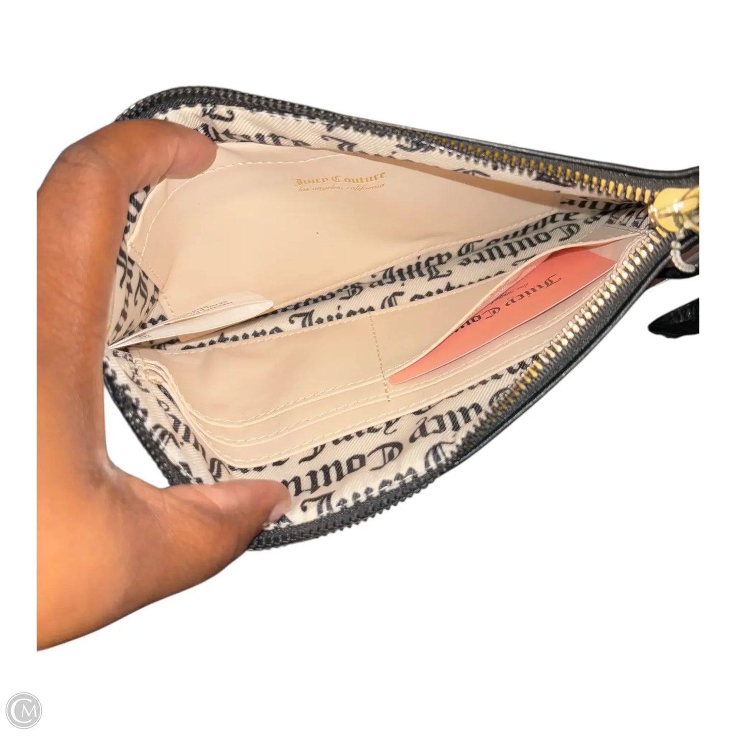 Wristlet By Juicy Couture, Size: Medium