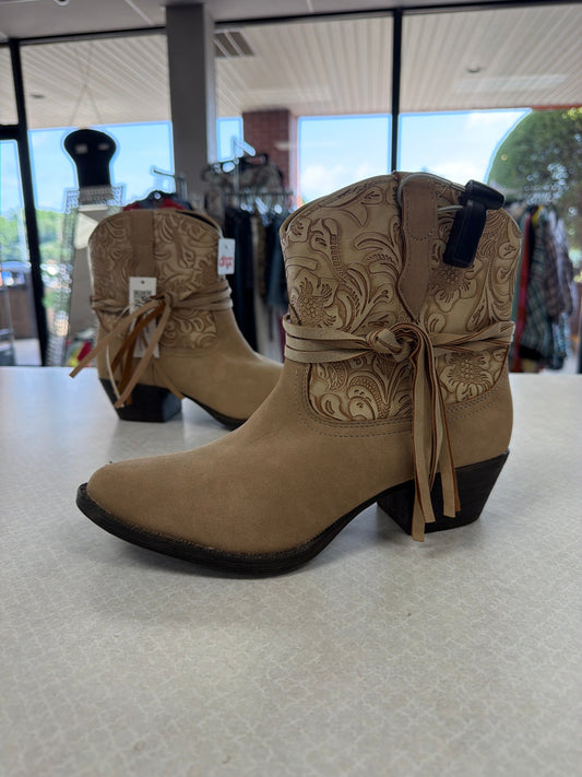 Boots Western By Dingo In Tan, Size:8