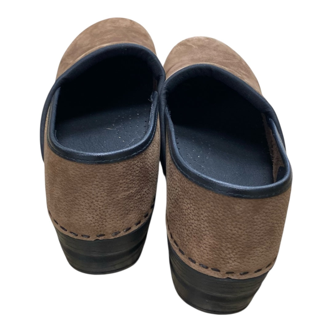 Shoes Flats By Sanita In Brown, Size:10.5