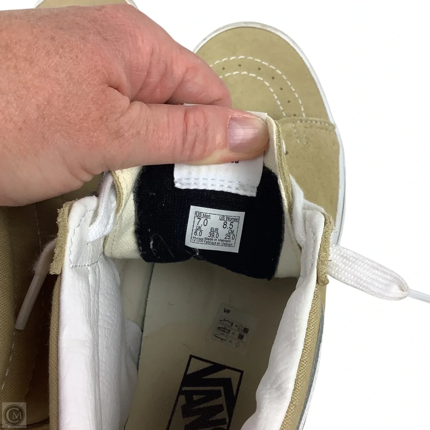 Shoes Sneakers By Vans In Tan, Size: 8.5