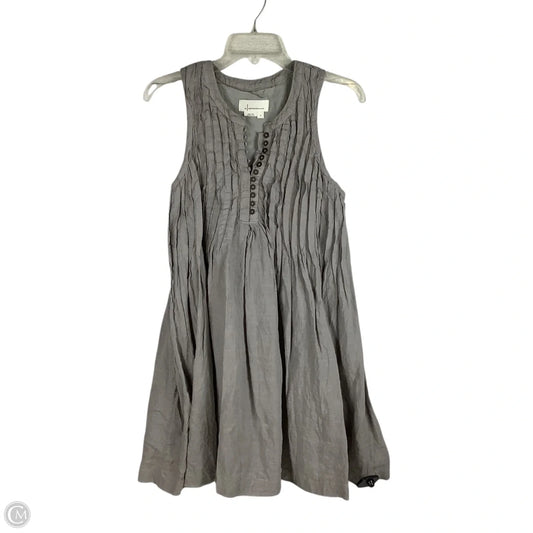 Dress Casual Short By Anthropologie In Grey, Size: S