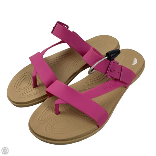 Sandals Flats By Crocs In Pink, Size: 8