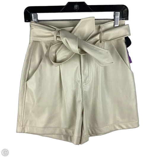 Shorts By Sadie & Sage In Cream, Size: Xs
