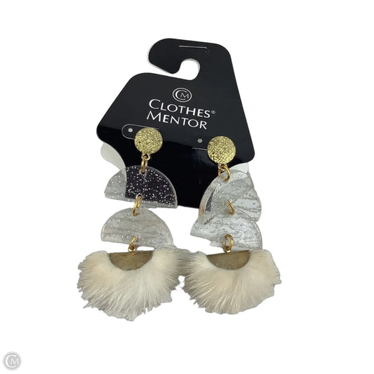 Earrings Dangle/drop By Clothes Mentor