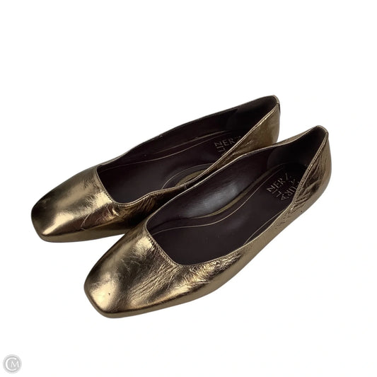 Shoes Flats By Clothes Mentor In Gold, Size: 9.5W